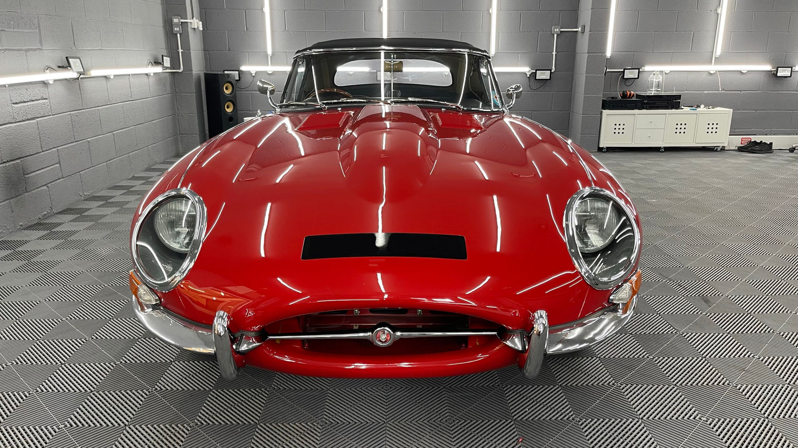 Classic car detailing